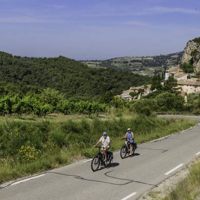 16 - Am Fuß der Dentelles de Montmirail