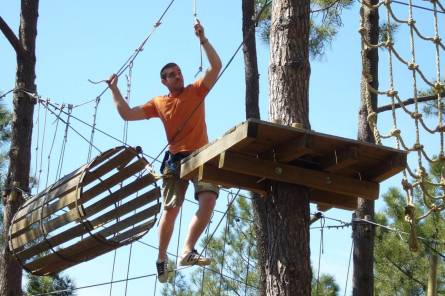 Parcours aventure dans les arbres 