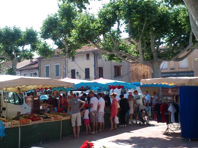 Marché provençal ©Droits gérés SG