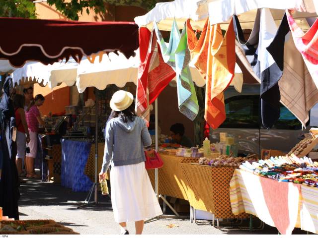 Marché de Roussillon ©A. Hocquel