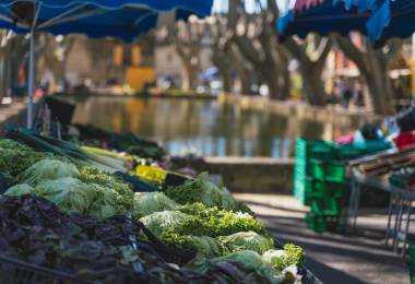 Marché régulier de Cucuron
