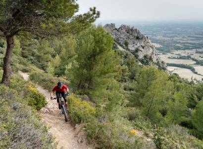 Grande traversée de Vaucluse en VTT Etape 2 - De Malaucène à Bedoin