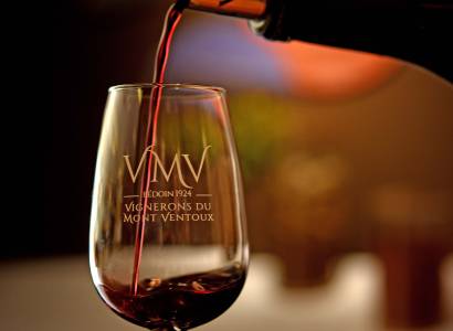 Atelier dégustation à la cave des Vignerons du Mont Ventoux