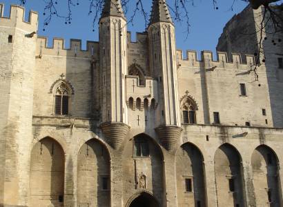 Découvrez Avignon en 3 balades