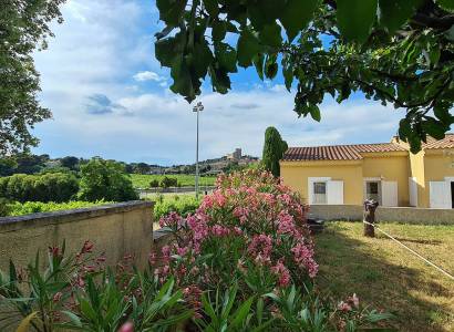 Villa Syrah