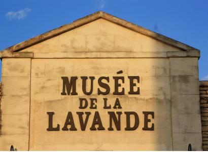 GR® de Pays Tour des Monts de Vaucluse