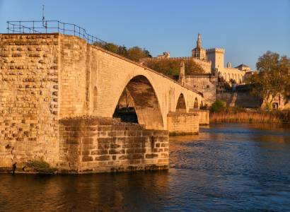 A la découverte du Palais des Papes et du Pont Saint-Bénezet