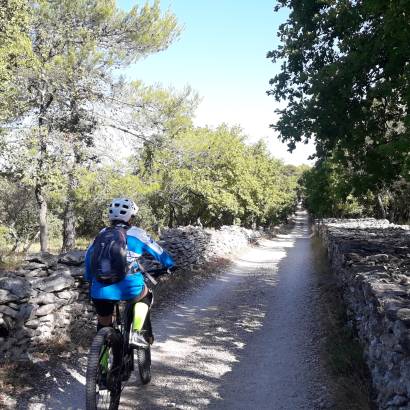 Mountainbikeroute n°47 – Van Calavon naar Col de Gordes