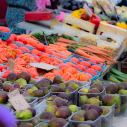 Marché de la truffe et du vin