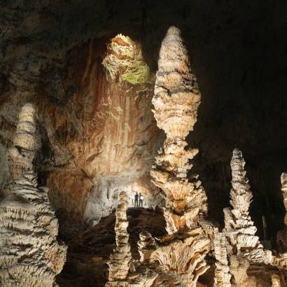 Aven d'Orgnac Grand Site de France, visit the cave and the Cité de la Préhistoire (Prehistoric City)