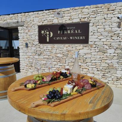 L'apéritif au caveau - Domaine Perréal