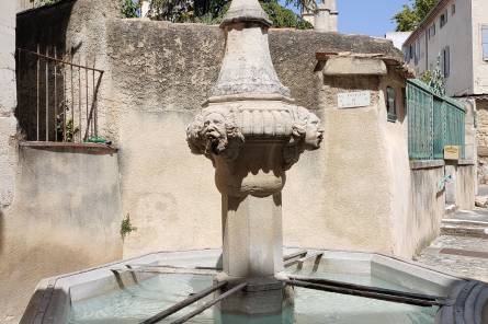 Fontaine de l'Hôpital