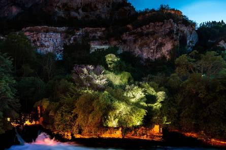 Magical Nights – Fontaine-de-Vaucluse, A Place of Legends