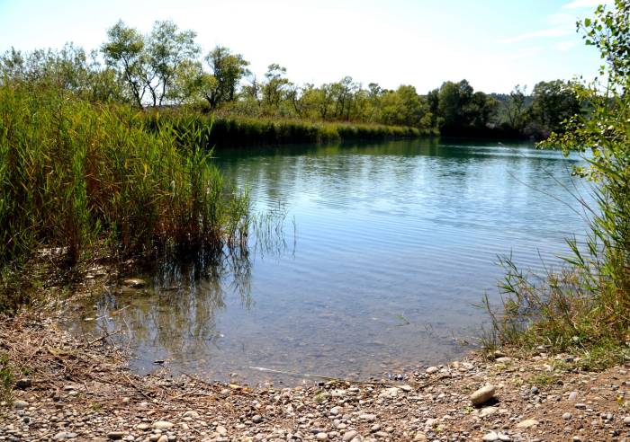 Lac De L Aillade Beaumont De Pertuis