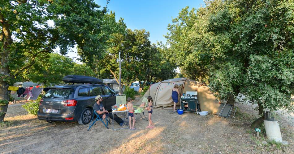 Camping le Garrigon@S. Delaye