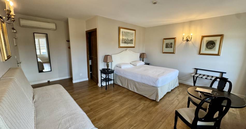 Hôtel  du Midi@Hôtel du Midi