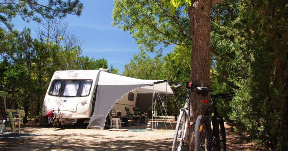 Les Hautes Prairies Campsite****@Droits gérés camping les hautes prairies