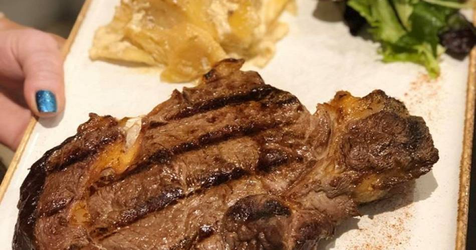 Au Boeuf qui Fume@Au boeuf qui fume