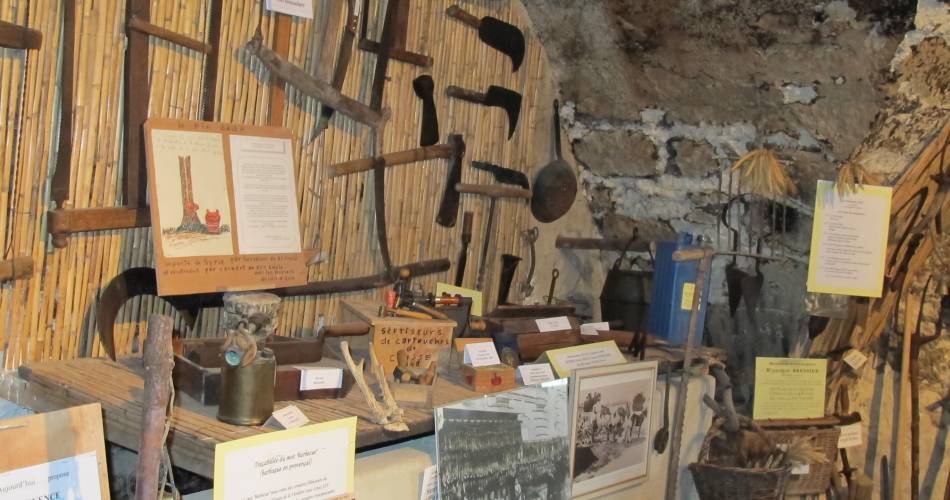 Musée Mémoire de Paysan et Crèche Provençale@Droits gérés OT LUb