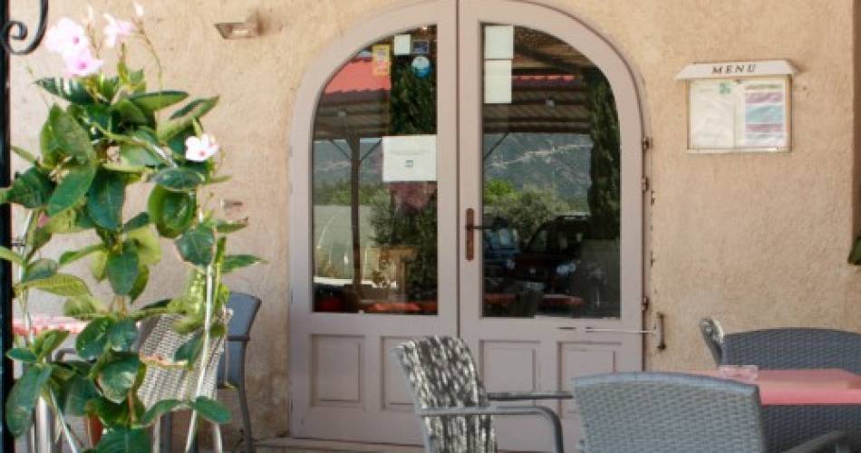 Auberge la Bastide Neuve, restaurant à Villelaure@La Bastide neuve villelaure
