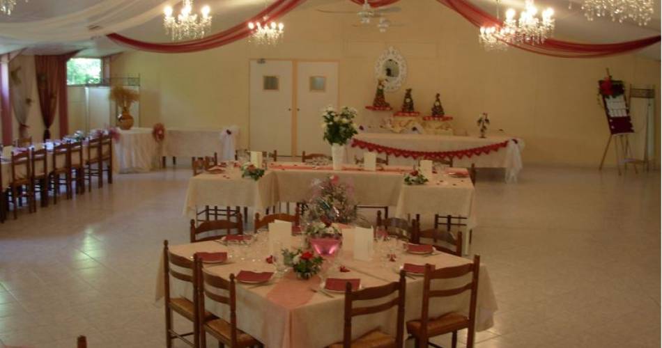 Auberge la Bastide Neuve, restaurant à Villelaure@Droits gérés ollivier