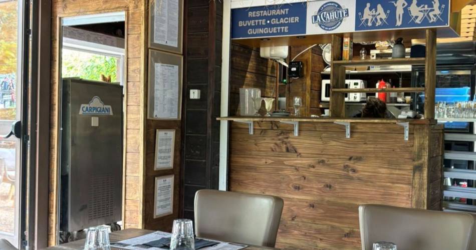 Restaurant la Cahute@©B. Bussutil