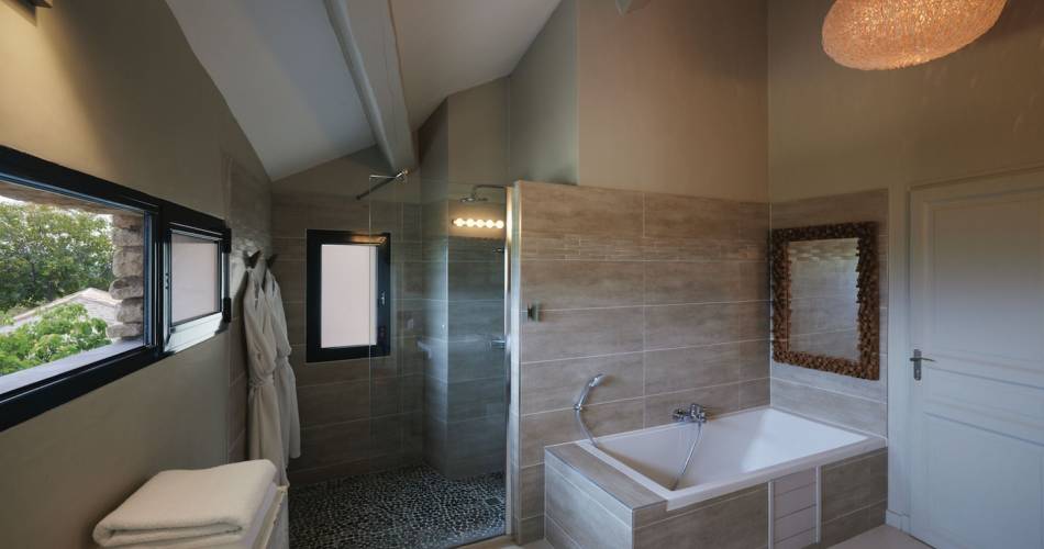 Maison de Crillon@MITROVIC