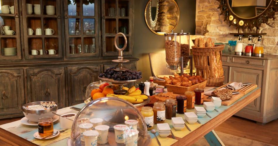 Maison de Crillon@MITROVIC