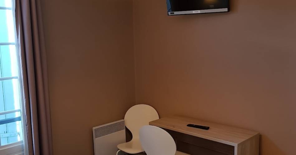 Hôtel Restaurant le Blueberry@hotel Blueberry malaucene