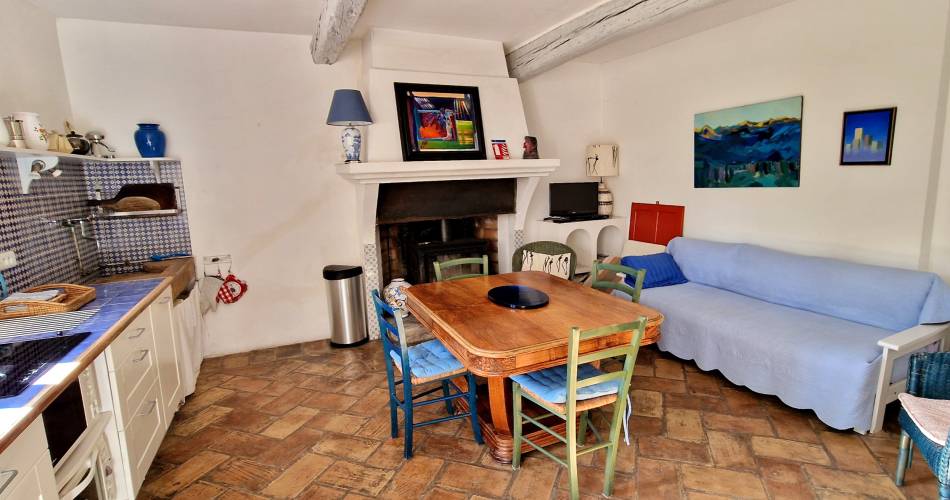 Le Clos@Clos de Caveau