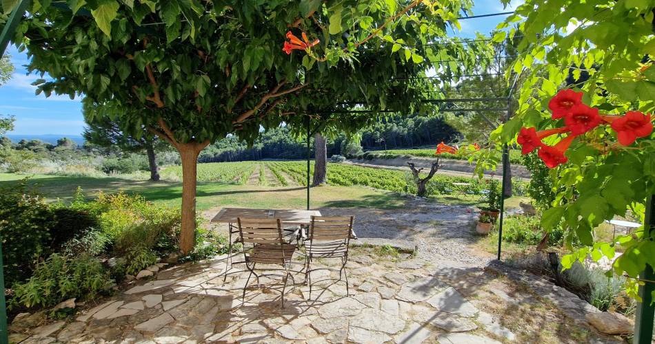 Le Clos@Clos de Caveau