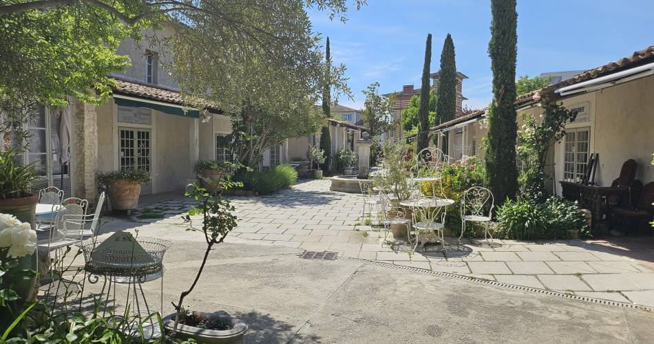 Hotel Dongier Antiquités@Droits libres