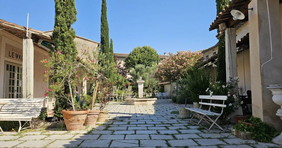 Hotel Dongier Antiquités@Droits libres