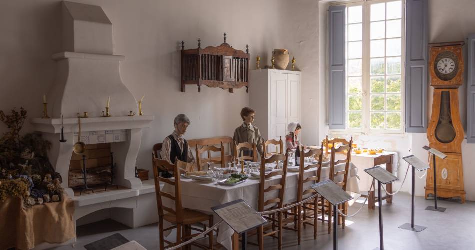 Fléchier House - Museum of Traditions from the Comtat Venaissin@Porte du Ventoux Tourisme
