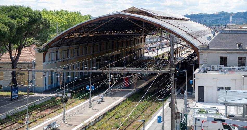 Montfavet Gare SNCF@© OTresson / Avignon Tourisme