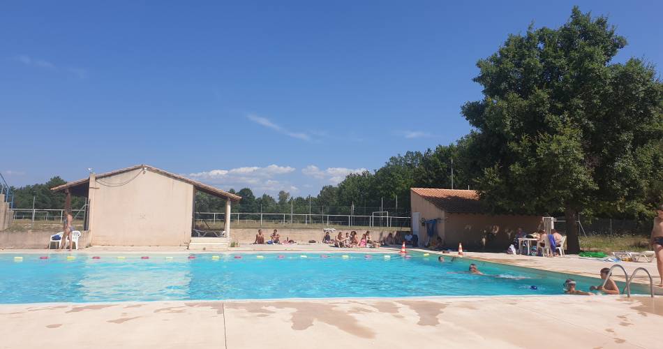 Piscine en plein air@Elsa Aptel