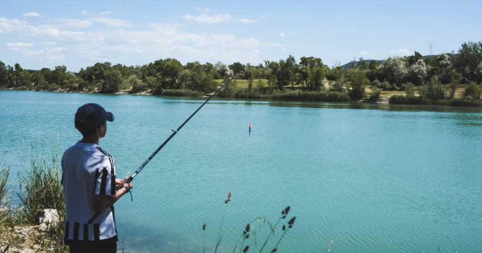 Lake at Val de Durance Campsite@Office de Tourisme - Luberon Sud Tourisme