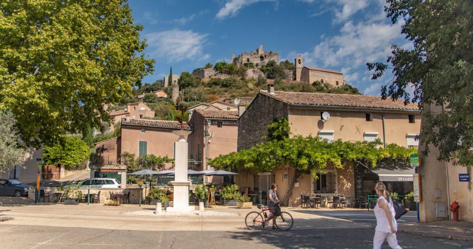 Die mittelalterlichen Dörfer rund um Vaison la Romaine@Hocquel A.