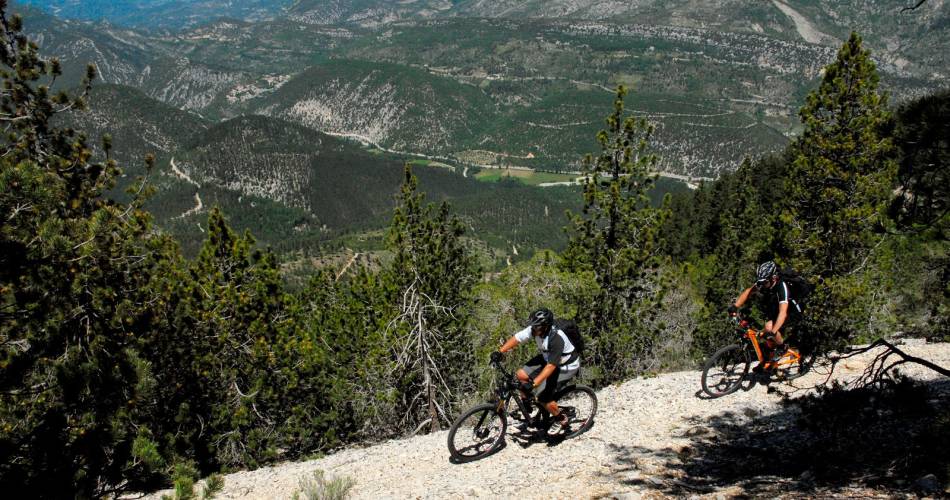 Long Distance Mountain Bike Trail, Stage 3 – From Bedoin to Aurel@W. Fautre