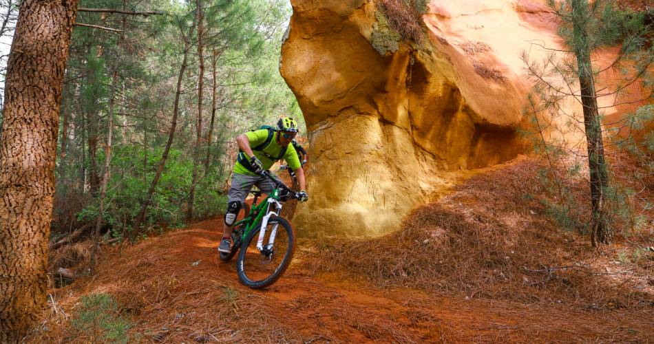 Grande traversée de Vaucluse  en VTT Etape 7 - De Saint-Saturnin-les-Apt à Vitrolles-en-Luberon@Alain Hocquel