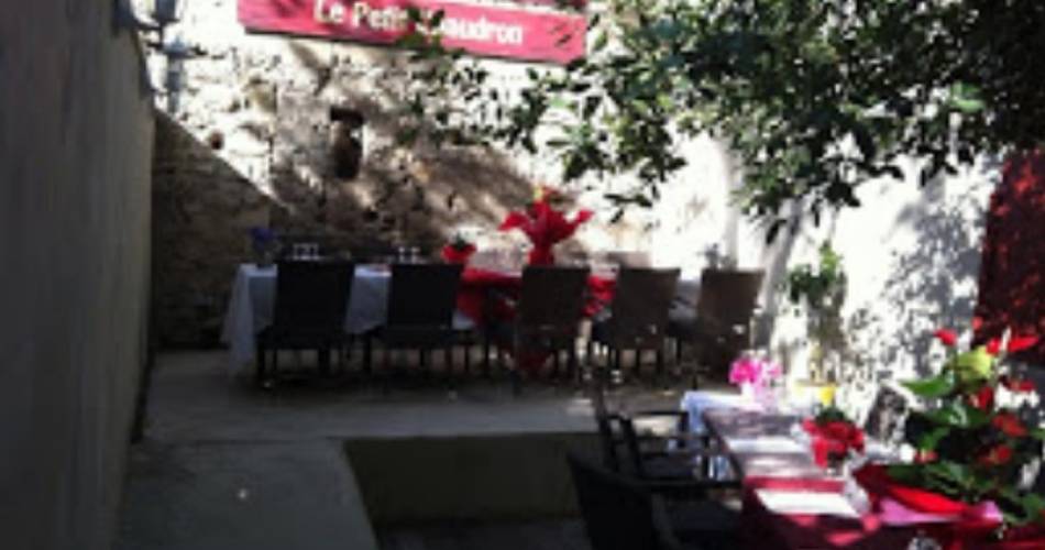 Restaurant Le Petit Chaudron et bar à vins@©retaurantmichelin