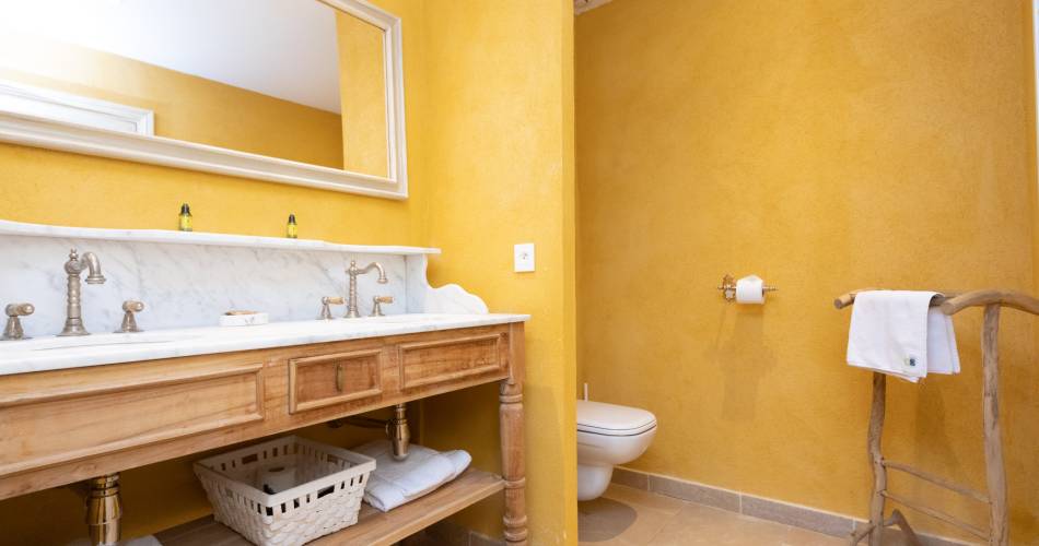 Grenache - Domaine des Peyre@Akto