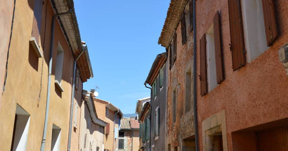 Le village de Flassan@Steph M. Ventoux Provence