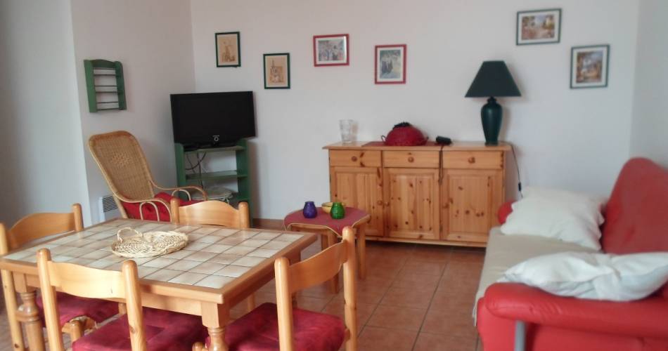 Résidence le Théâtre - Côté Piscine@Clévacances