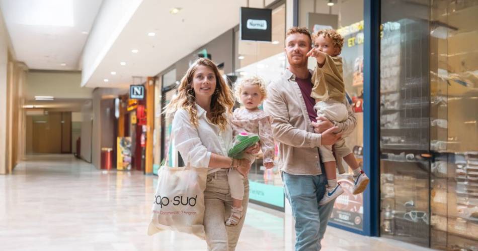 Association des Commerçants du Centre Commercial Cap Sud@©Lucas. Chiotti