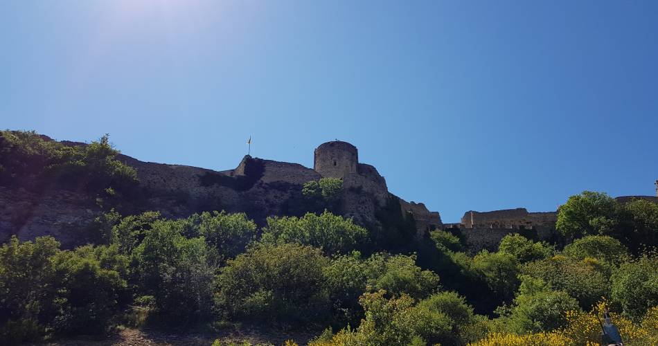 Sentier de randonnée Forteresse de Mornas@Coll. VPA