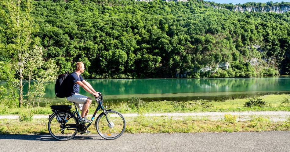 ViaRhôna - Du Léman à la Méditerranée à vélo en 17 jours@OneDayOneTravel - Auvergne-Rhône-Alpes Tourisme