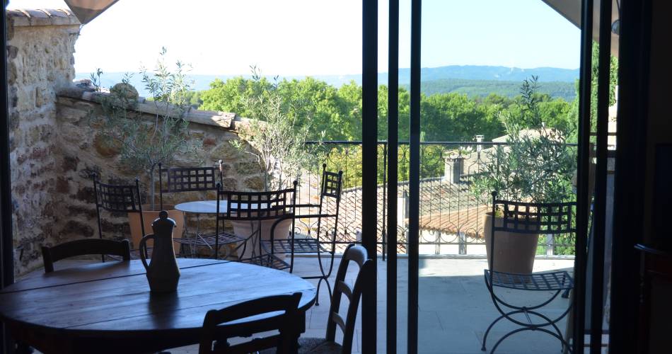 Sur les toits de Vaugines@Didier Botti