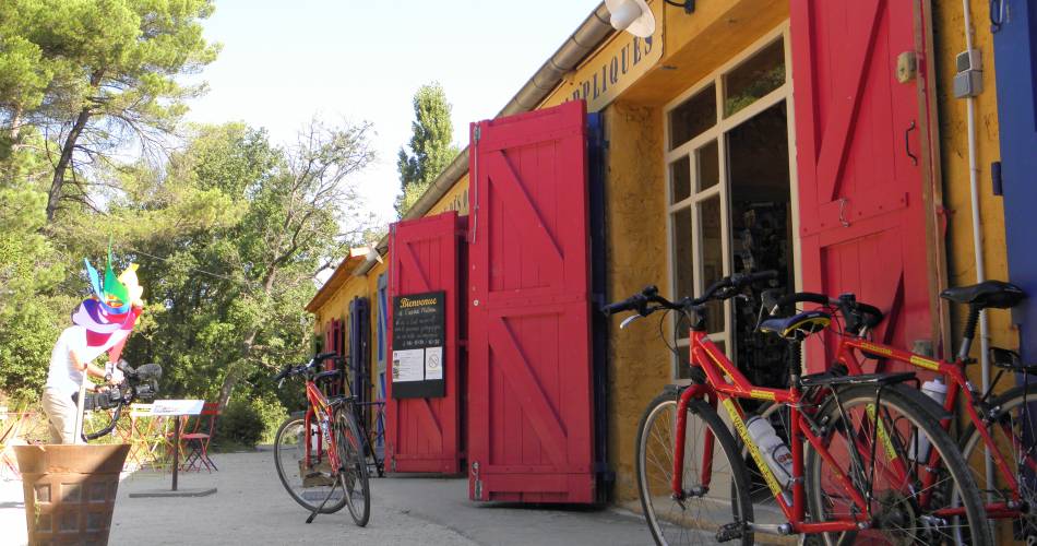 Boucle de Roussillon - Ocres à vélo@Vélo Loisir Provence