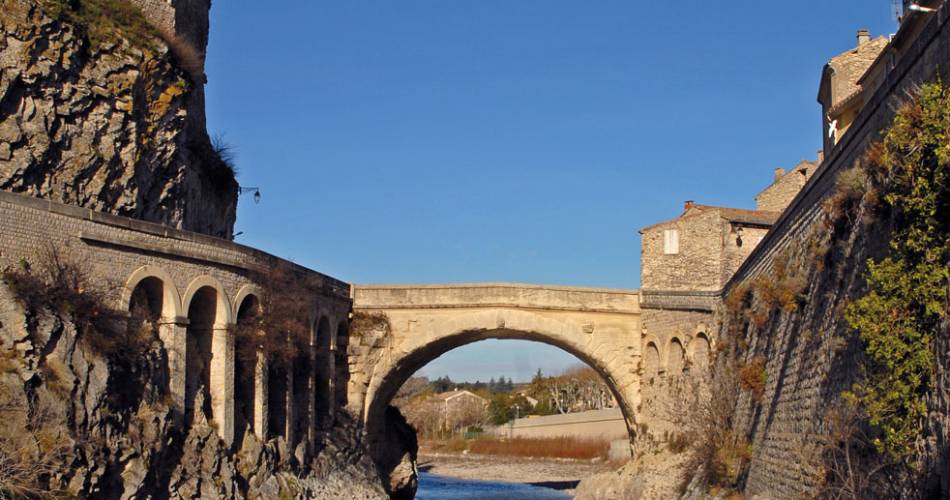 Le Pont Romain de Vaison-la-Romaine@P.Abel